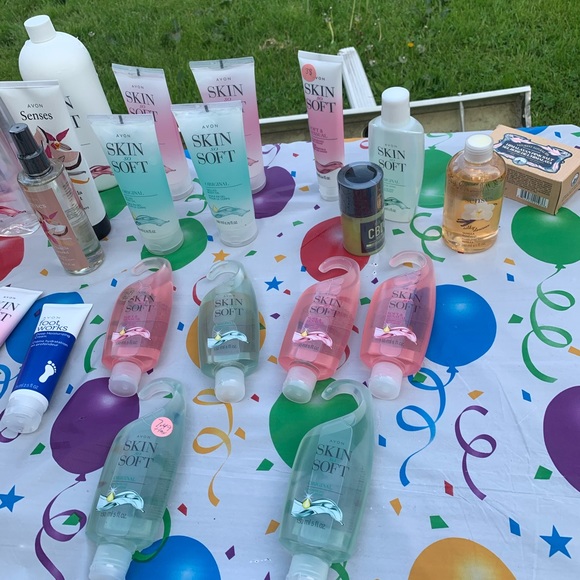 Paparazzi jewelry $12, Avon products - Picture 12 of 16